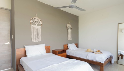 Luxury Penthouse, 2 Bedrooms, Garden View