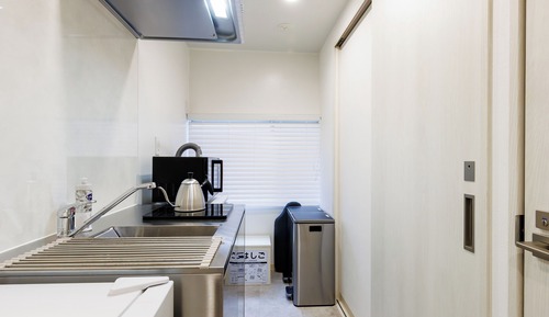 Room 202, non-smoking