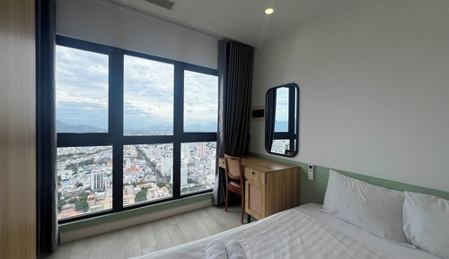 Executive Apartment, Beach View, Beachside