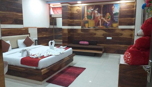 Economy Studio Suite