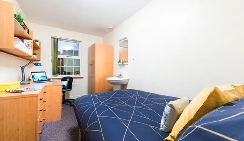 Apartment, 4 Bedrooms, Non Smoking