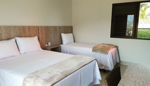 Deluxe Room, Balcony