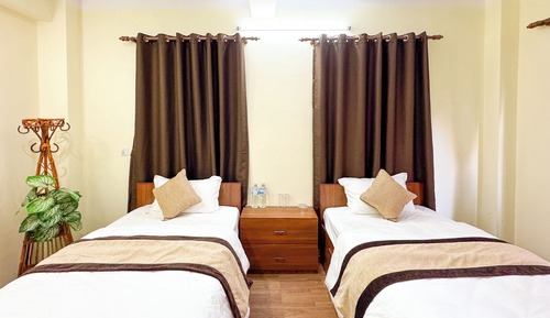 Standard Twin Room
