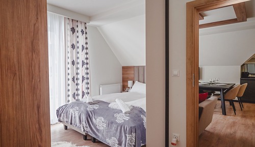 Apartment (P11)