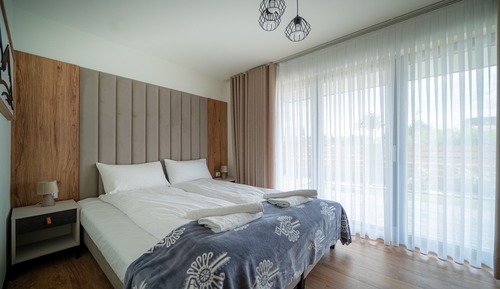 Apartment (P4)