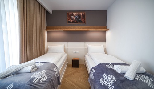 Apartment (P6)