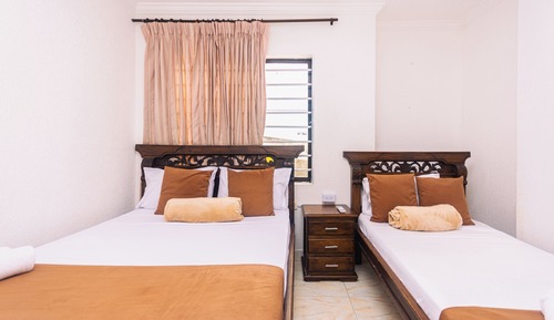 Economy Triple Room, Multiple Beds