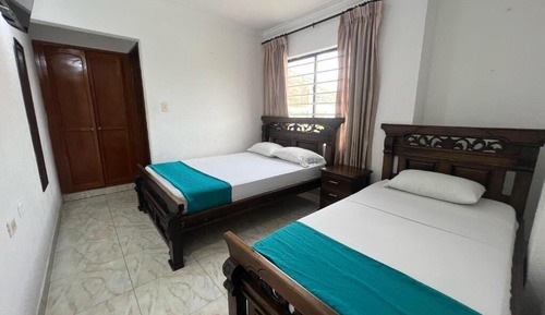 Economy Twin Room, Multiple Beds