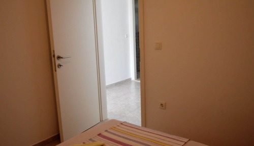 Apartment (One Bedroom Apartment with Balcony)