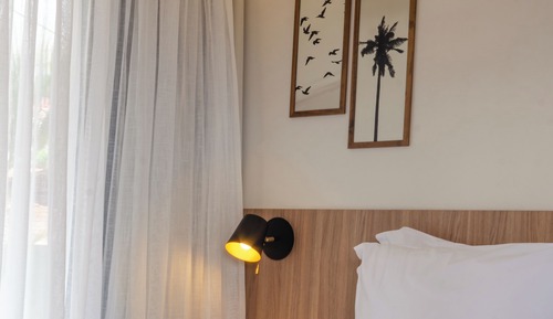 Executive Suite, City View