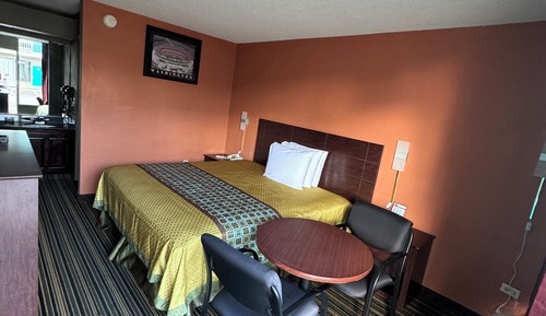 Deluxe Single Room