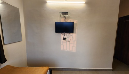 Economy Single Room, Hill View
