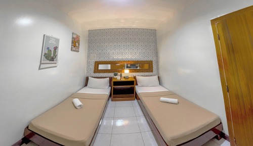 Economy Twin Room