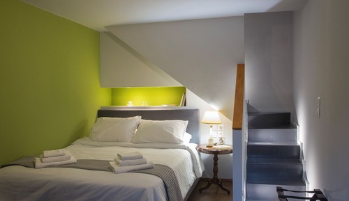 Deluxe Apartment