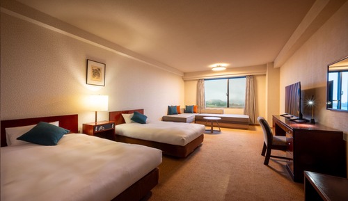 West Wing Twin Bed Room, Non Smoking (Pre-renovation Wing)