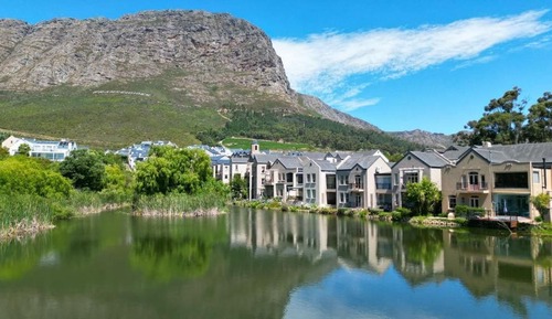 Two Bedroom River Cascade Villa 36
