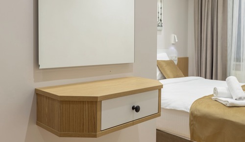 Family Room, Garden View