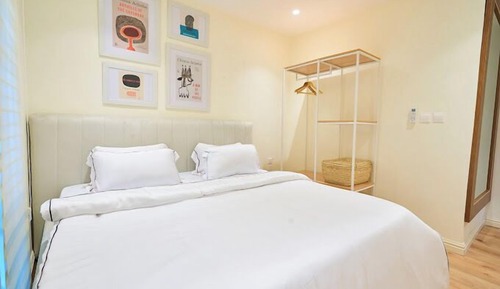Economy Apartment, Balcony, City View