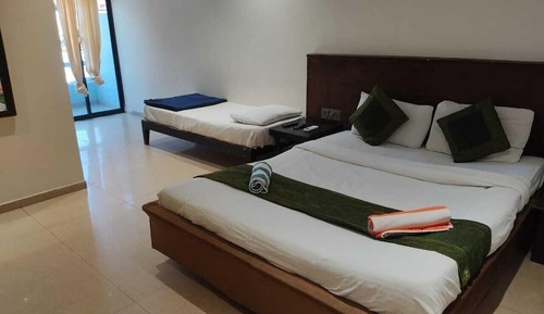 Deluxe Room, 1 King Bed
