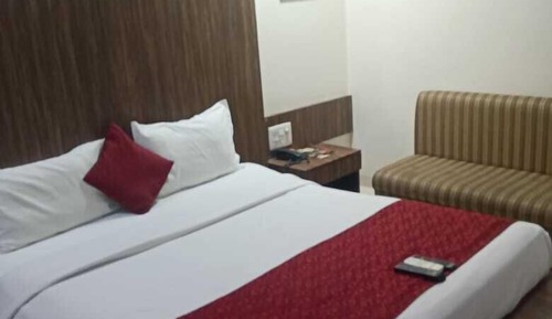 Deluxe Room, City View