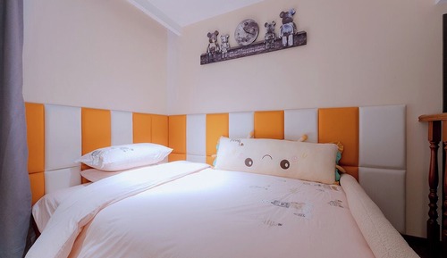 Family Twin Room, City View