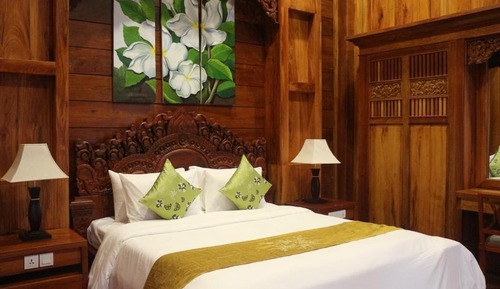 Luxury Suite, Balcony, Garden View