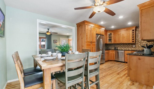 House, Multiple Beds, Patio, Garden View (1220 Juniper Ct)