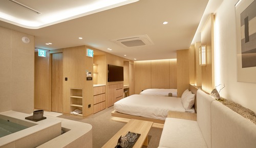Double Twin Spa Room
