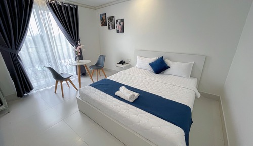 Deluxe Double Room Single Use