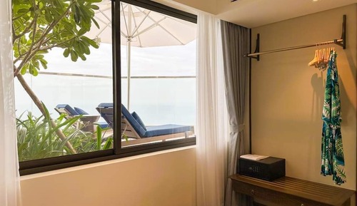 Panoramic Penthouse, 2 Bedrooms, Private Pool, Beach View