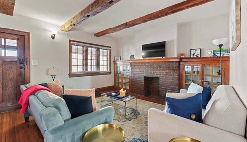 Townhome, Multiple Beds, Patio, City View (Tibet Twins 1)