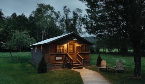 Luxury Cabin, River View