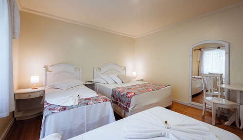 Economy Triple Room