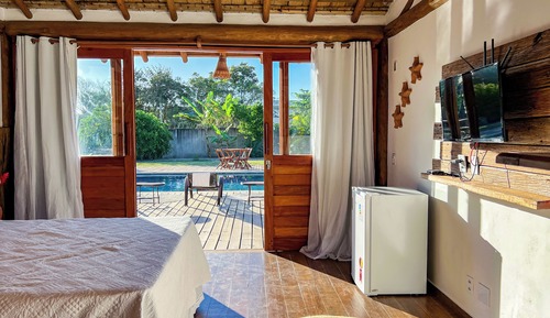 Studio Suite, Pool View