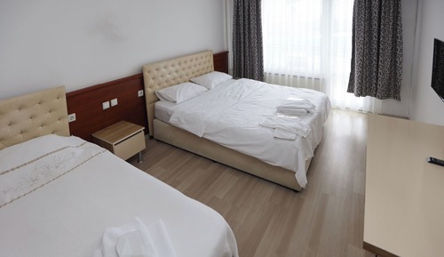 Standard Triple Room, City View