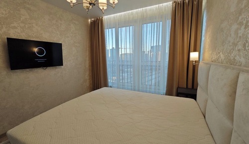 Luxury Apartment, Balcony, City View
