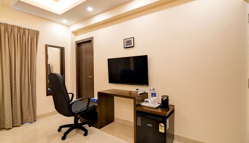 Deluxe Room, Lake View