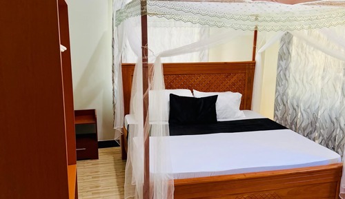 Basic Room, Balcony