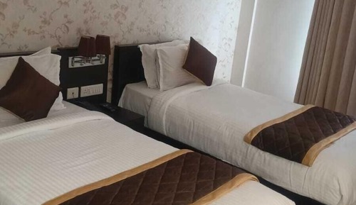 Deluxe Double or Twin Room, City View