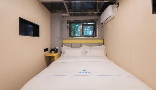 Basic Room