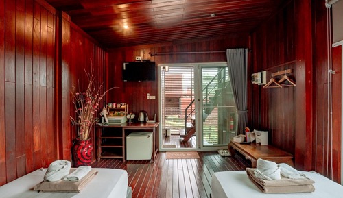 Family Villa, 2 Bedrooms, Hot Tub, Garden View