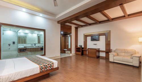 Executive Suite, Valley View