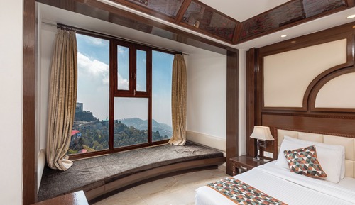 Presidential Room, Valley View