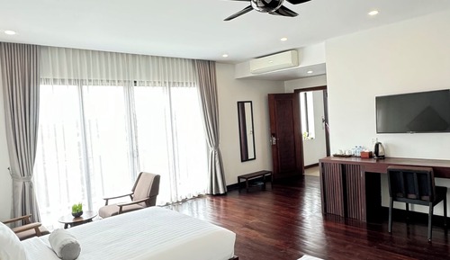 Twin Room, 2 Double Beds, Balcony, Courtyard View