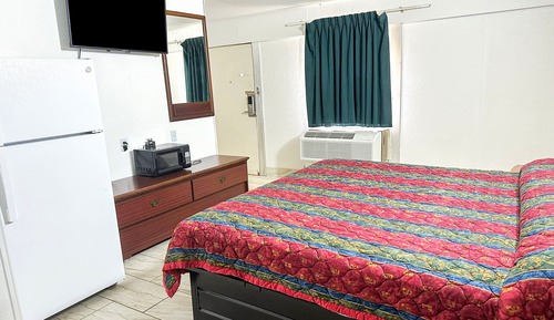 Room, 1 King Bed, Non Smoking
