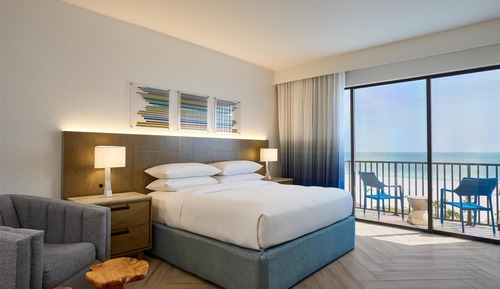 Room, 1 King Bed, Balcony, Oceanfront