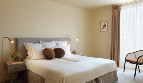 Executive Suite, Multiple Beds, City View