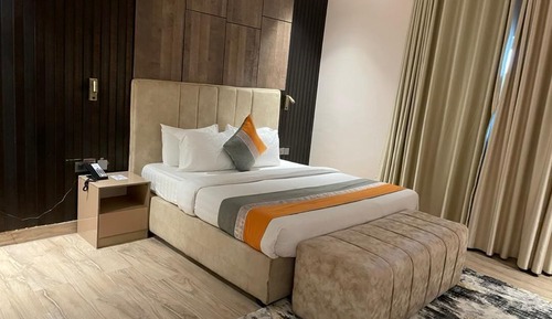 Bridge Executive Suite