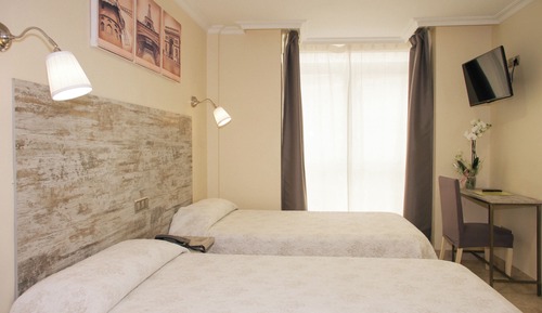 Double Room, 2 Twin Beds