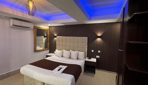 Premium Room